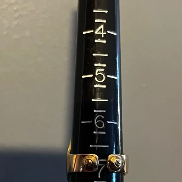 Henri Bendel Tribal Brown Crystal Ring - Picture 10 of 10